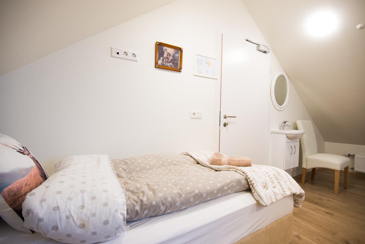 Guesthouse Grund Grindavík Εξωτερικό φωτογραφία
